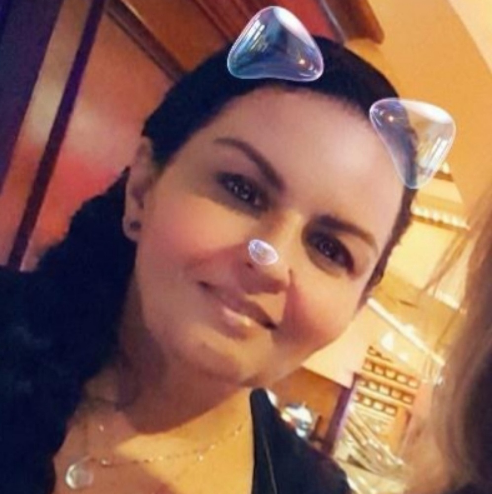 Meet your Posher, Monica